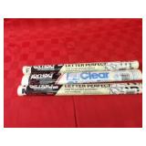 (3)Rolls contact paper.