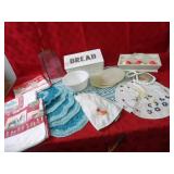Vintage linens lot.