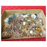 Assorted jewelry lot.