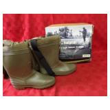 Size 12 Hodgman wader boots.