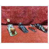 (4)Assorted wood planes.