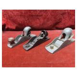 (3)Assorted corrugated wood planes.