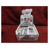 (24)1992 Upper deck sealed baseball cards.