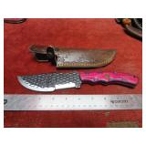 Handmade forged Damascus fixed blade knife