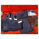 (4)Sets 2X base layer clothes.
