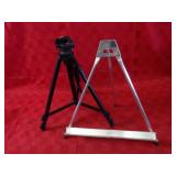 Tripod & easel stand.