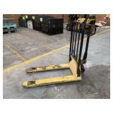PALLET FLOOR JACK