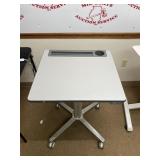 MEDICAL ROLLING CART ERGOTRON TABLE