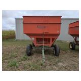 Killbros 350 Gravity Box on John Deere 1065 Gear