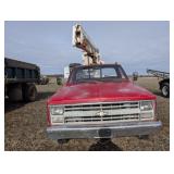 1985 Chevy Custom Deluxe Bucket Truck