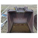 Excavator 5 Tooth Bucket 48"