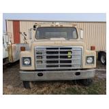 1978 International S1900 Single Axle Grain Truck