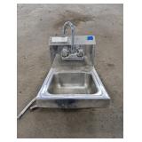 Stainless Steel Wall Mounted Hand Washing Sink