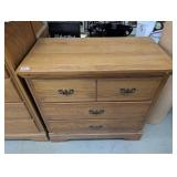 Oak Chest of Drawers - 32" x 33" x 17"