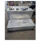 Diamond Plate 100gal L-Shaped Fuel Tank
