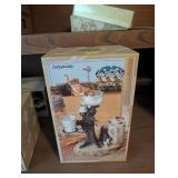 ERTL Collectibles "Nine Lives" Figurine in Box