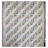Pastel Log Cabin Quilt - 85" x 101"