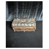 Pocket Knives in Wooden Case: