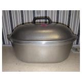 Club Aluminum Roaster w/Lid