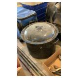 GRANITEWARE COLD PACKER WITH RACK