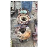 IH DUAL HUBS AND WHEEL SPACER