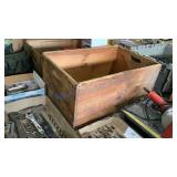 WOODEN DOVETAIL BOX