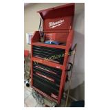 Milwaukee Red Rolling Tool Cart