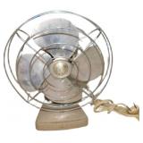 Vintage Sear Kenmore Metal Blade Desk Fan with 9�6