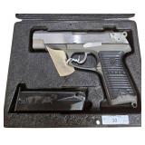 Ruger P85 MKII 9mm Semi-Automatic Pistol with Maga