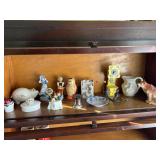 Small vintage items, including a yellow