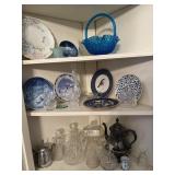 Antique Gillinder & Sons frosted lion compote,