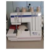 Serger Husqvarna Viking 905appears to work