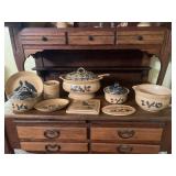 Vintage pfaltzgraff folk art tureen, 2.5 qt.