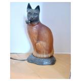 T i n c h i n Glass Lamp