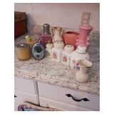 Vintage miscellaneous knick knacks / glassware