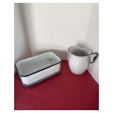 Vintage enamelware items