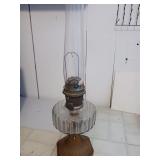 Antique  Aladdin Corinthian oil lamp