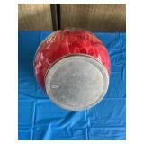 Loose Wiles Sunshine Biscuit canister. We did not