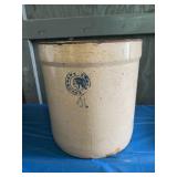 #4 Louisville Pottery Company crock. This APPEARS