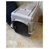 Retriever pet carrier 24 inches tall, 17 inches