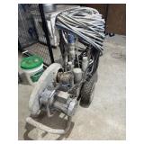 Paint sprayer Graco GH230 electric or gas. Seller