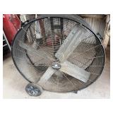 Floor fan 44 inches in diameter