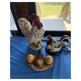 Rooster planter, light and salt and pepper