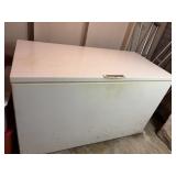 Frigidaire food freezer 203 yes 35 inches tall,