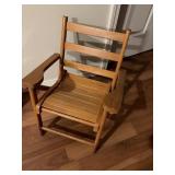 Childï¿½s folding wooden camp chair