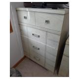 2 matching dressers - see pictures