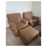 Smith Brothers of Berne living room chairs and