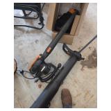 Black and decker leaf blower/vac