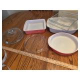 Pyrex & other baking dishes & misc lids