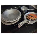 Wilton Armetale cook & serve ware